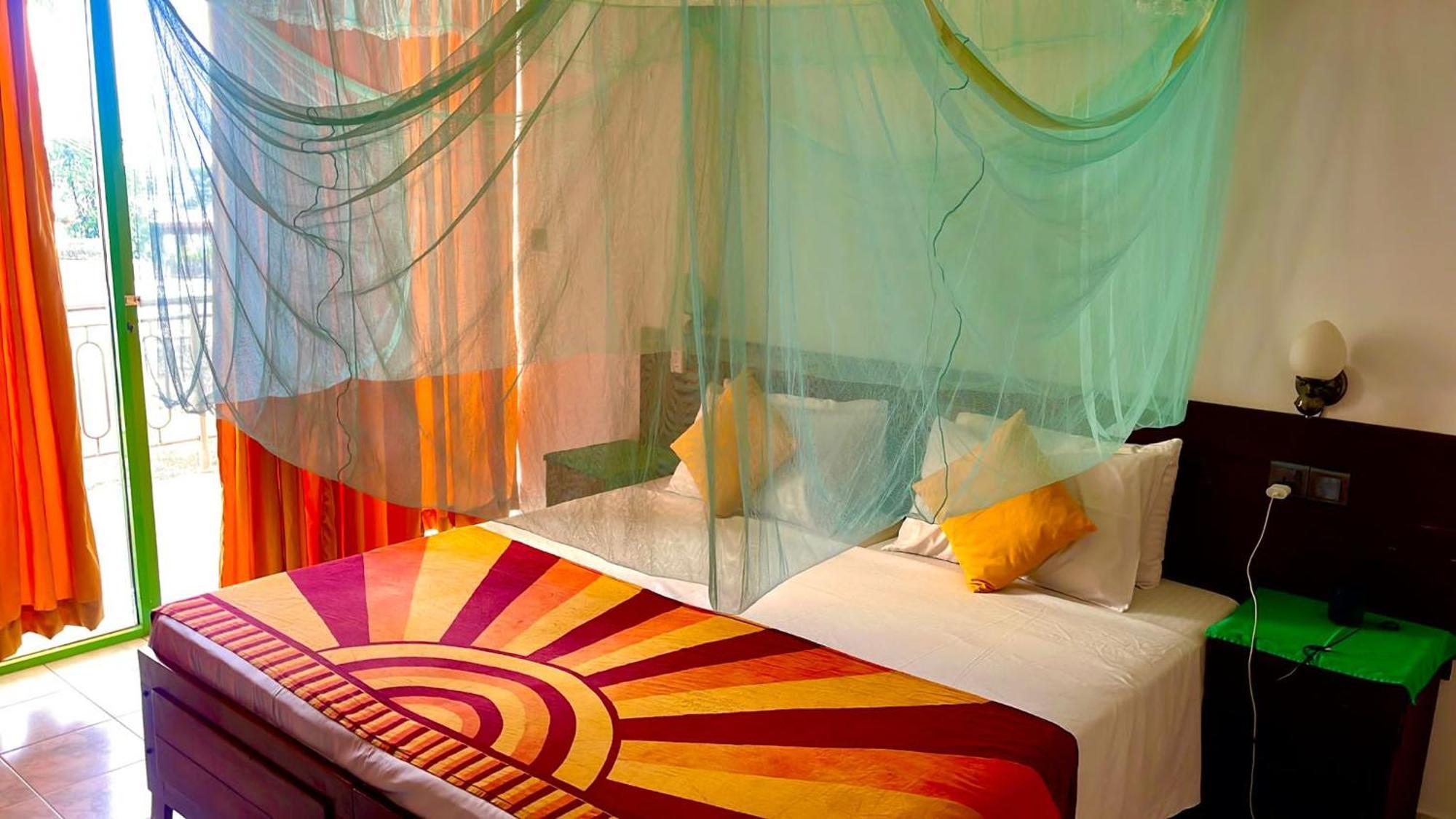 Amaya Beach Hotel Dikwella Екстериор снимка