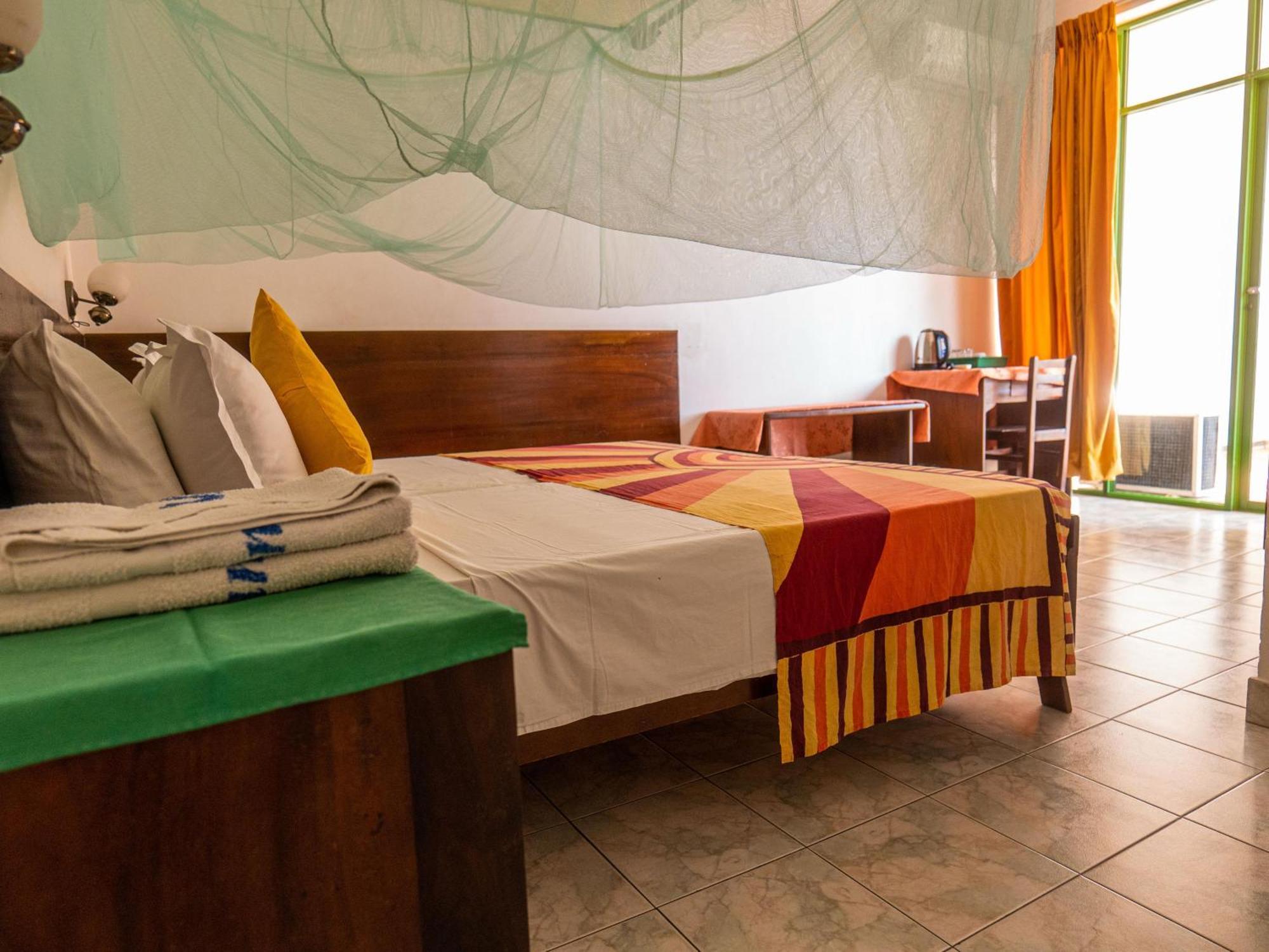 Amaya Beach Hotel Dikwella Екстериор снимка